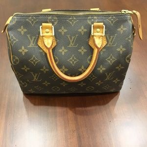 Louis Vuitton Speedy 25